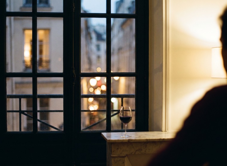 The Art of Contextual French Conversation