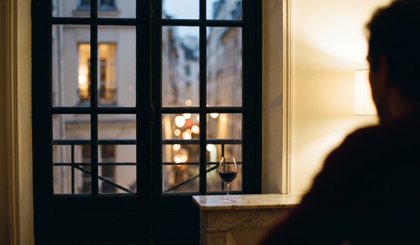 The French Spell: A Dictation on the Champs-Élysées