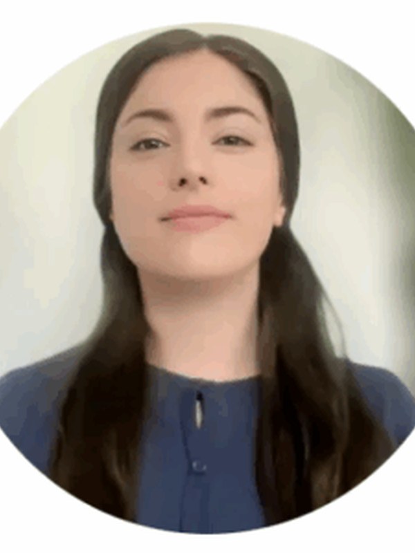 Carmèle, French teacher from Paris